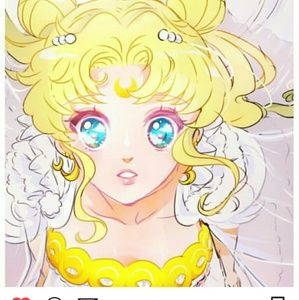 Meet your Posher, Crystal